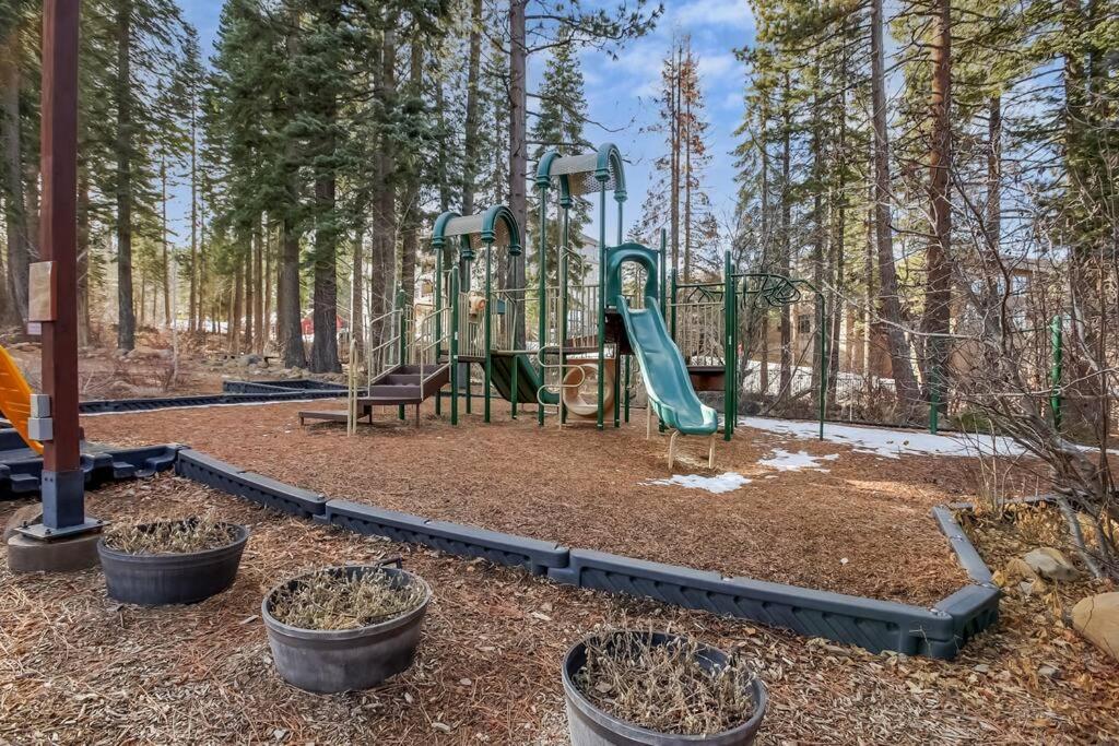 Slope Side Studio In Northstar Village! Truckee Luaran gambar
